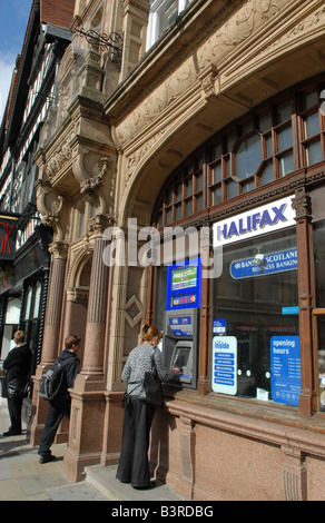 Halifax Building Society Geldautomaten in Shrewsbury Stockfoto