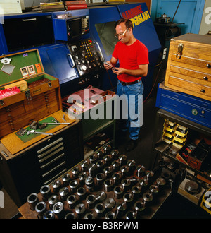 Handwerker bei Starn Tool & produzierendes Unternehmen.  Werkzeug & sterben Industrie, Meadville, Pennsylvania Stockfoto