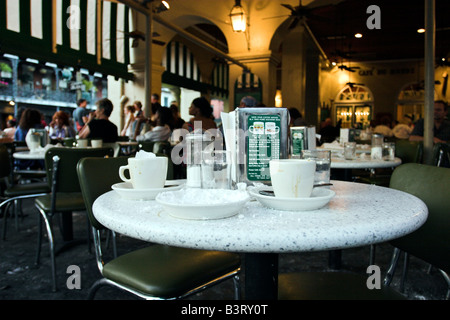 Frühstück im Cafe du Monde in New Orleans French Quarter Stockfoto