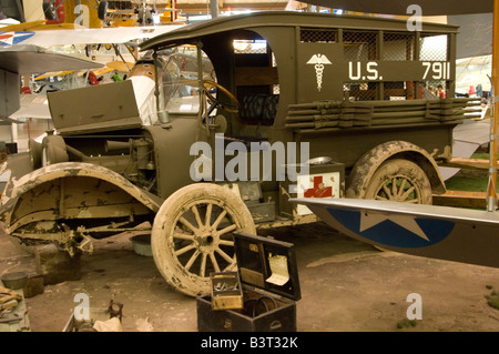 WWI-Ära medizinischen Ambulanz im static Display an der US Naval Air Museum, Pensacola, Florida Stockfoto