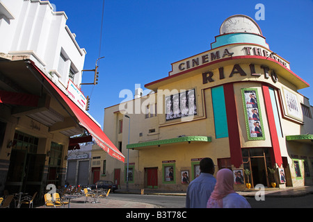 Marokko, Maghreb, Casablanca. Die bunten Art-Deco-Kino Rialto-Brücke in der Rue Mohammed Qorri. Erbaut im Jahre 1930 von Pierre Jabin, in seiner Zeit, die es für musical-Stars wie Josephine Baker und Edith Piaf Gastgeber. Stockfoto