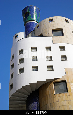 Marokko, Casablanca. Die unverwechselbaren Le Triomphe Kino auf Rue du Prinz Moulay Abdallah. Stockfoto