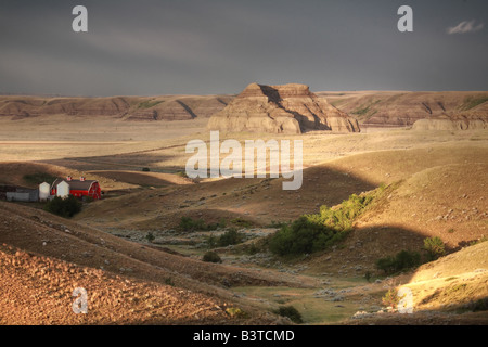 Schloss Butte in großen schlammige Tal von Saskatchewan Stockfoto