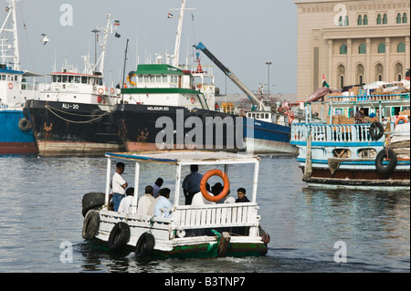 Vereinigte Arabische Emirate, Sharjah, Sharjah Stadt. Port Khalid Fähre Stockfoto