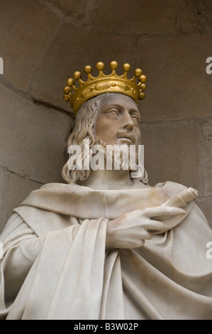 Spanien, Katalonien, Barcelona. Statue in Plaza De La Constitución. Stockfoto