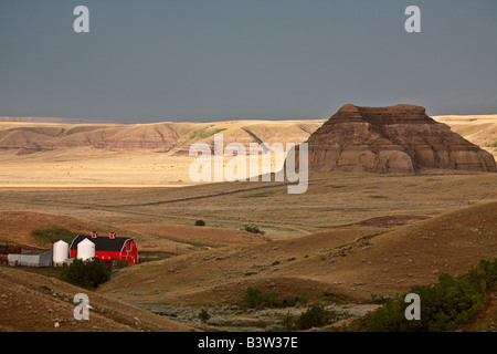 Schloss Butte in großen schlammige Tal von Saskatchewan Stockfoto