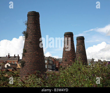 Acme Mergel Flasche Töpferöfen in Burslem Stoke on Trent Staffordshire Foto von John Keates Stockfoto