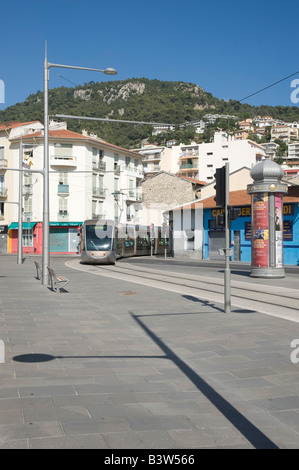 Nizza moderne vorwiegend schöne moderne Straßenbahn Stockfoto