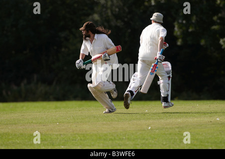 Easton Cowboys & Cowgirls Club spielen Cricket auf er Park Bristol Stockfoto