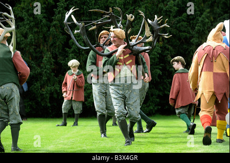 Die Äbte Bromley Horn Dance jährlich auf wacht Montag im Äbte Bromley Staffordshire Stockfoto