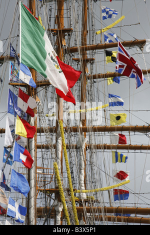 Falmouth Tall Ships Regatta, festgemacht an Falmouth Docks September 2008 vor dem Segeln für Funchal Stockfoto