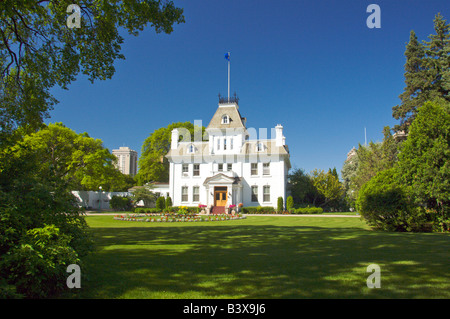 Regierungsgebäude in der Nähe der Manitoba gesetzgebenden Gebäude in Winnipeg, Manitoba Kanada Stockfoto