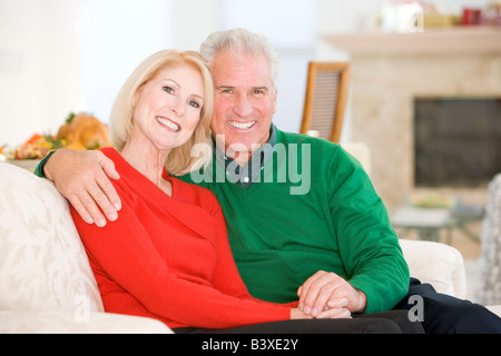 Älteres Paar zu Weihnachten Stockfoto