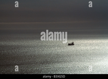 Einsamer Frachter Schiff aus dem Hafen von San Francisco bis zum Pazifischen Ozean Stockfoto