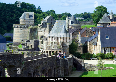 Mittelalterliche Burg 13. Jahrhunderts-Fougères Brittany France Stockfoto