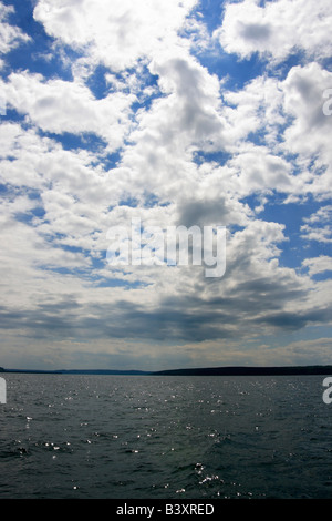 Die Grand Island am Lake Superior Michigan MI Great Lakes über dem Kopf von oben sehr hochauflösende Bilder Bilder vertikales Format in den USA hochauflösende Bilder in den USA Stockfoto