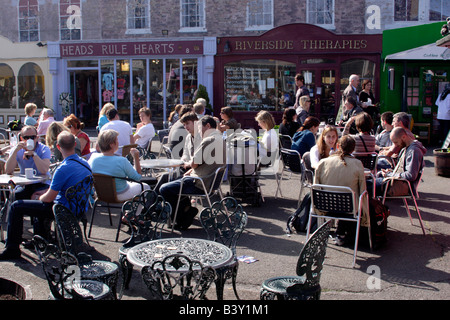 Cafe in Gabriels Wharf South Bank London Stockfoto