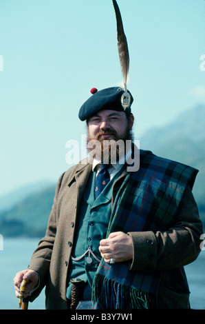 Schottland, Glenfinnan Highland Games. Eines der Gutsherren in traditioneller Tracht Stockfoto
