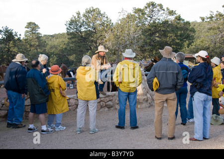 AZ, Arizona, Grand Canyon National Park, South Rim, Überprüfung der Vorschriften für Maultier Talfahrt der Bright Angel Trail Stockfoto