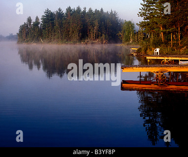 USA, Minnesota, B.W.C.A.,Lake One, Dock Stockfoto