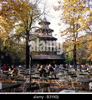 Geographie / Reisen, Deutschland, Bayern, München, Biergarten, chinesischer Turm, englischer Garten, Gastronomie, Stockfoto