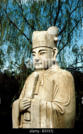 Geographie / Reisen, China, Ming Gräber, kaiserliche Nekropolen von der Ming-Dynastie (1368-1644), Beamte, Skulptur, auf der Hut Stockfoto