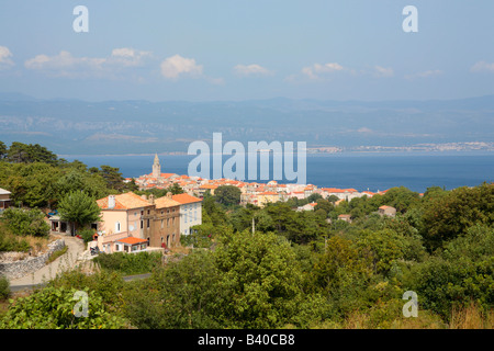 Panoramablick von Vrbnik auf der Insel Krk, Kroatien, Osteuropa Stockfoto