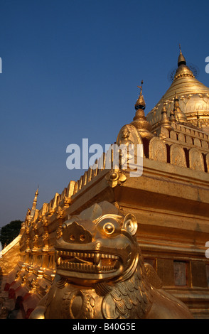 Löwe-Bild auf die Shwezigon Pagode in Bagan, Myanmar Stockfoto