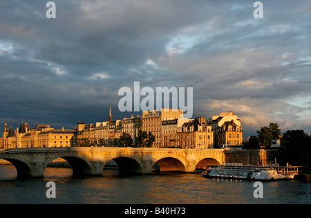 Pont Neuf und Île De La Cité Paris Frankreich Stockfoto