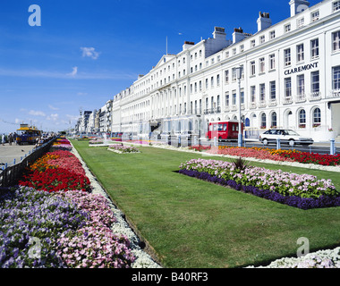 Eastbourne Promenade und Teppich Gärten, East Sussex, England, GB, UK Stockfoto