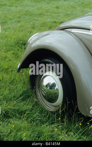 Volkswagen Käfer 1200 von 1955. Auto classic Rad Räder Stockfoto