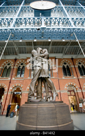 Skulptur am St. Pancras International Rail Terminal, London, England Stockfoto