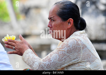 Tempelopfern, Bali Aga Dorf, Semberan, Bali Aga Dorf, Nordbali, Indonesien Stockfoto