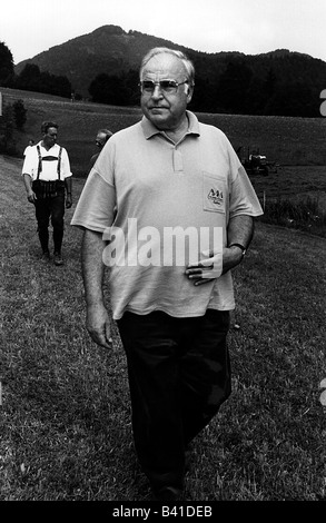 Kohl, Helmut, * 3.4.1930, deutscher Politiker (CDU), Kanzler von Deutschland 1982 - 1998, Urlaub am Wolfgangsee, 1990er Jahre, Stockfoto