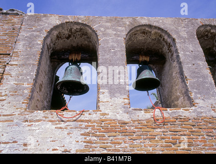 USA-Kalifornien Mission der alten Glocken an der alten spanischen Mission San Juan Capistrano Stockfoto