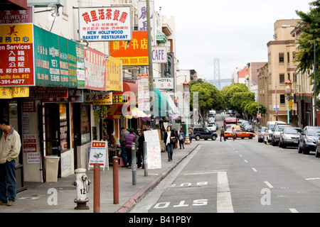 Grant Street, Chinatown Straßenszene in San Francisco, Kalifornien Stockfoto