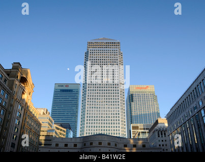 Dre drei höchsten Wolkenkratzer in Canary Wharf, London, UK Stockfoto