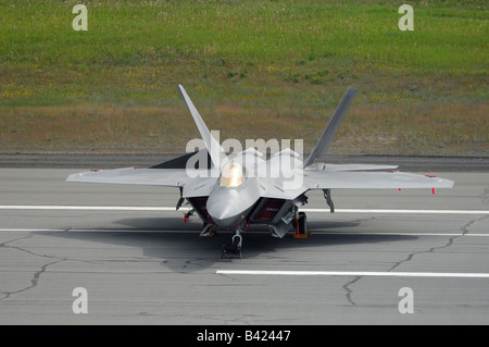 Moderne und Stealth-amerikanische Kampfjet F-22A Raptor auf Parkplatz - Arctic Thunder Airshow 2008 - Anchorage - Alaska - USA Stockfoto