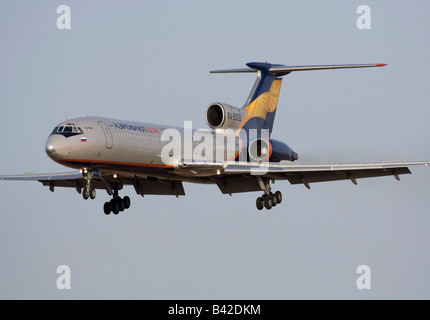 Aeroflot-Don Tupolew Tu-154 M bei der Ankunft Stockfoto