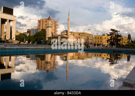 Ethem Bey Moschee am Skendenbeg Square, Tirana, Albanien Stockfoto