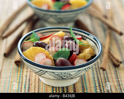 Marokkanischer Salat mit Radieschen Stockfoto