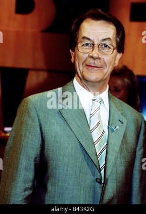 Muentefering, Franz, * 16.1.1940, deutscher Politiker (SPD), halbe Länge, 2002, Stockfoto