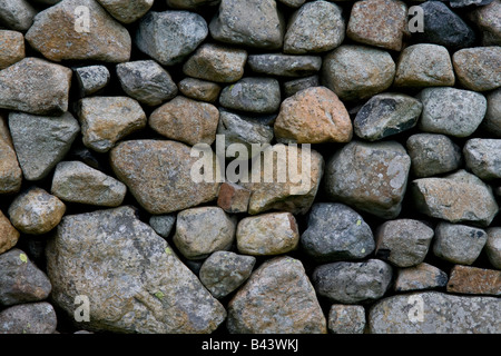 Trockenmauer in tiefste, Lake District, Cumbria Stockfoto