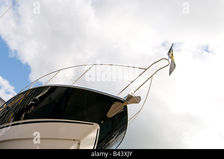 Sunseeker Luxus-Motoryachten an der Southampton Boat Show Hampshire in England Stockfoto