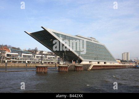 Das Dockland im Hafen in Hamburg, Deutschland Stockfoto