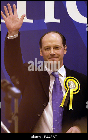 John Swinney SNP Führer gewinnen Mai 2003 als MSP für Tayside Norden heute Abend in Perth Stockfoto