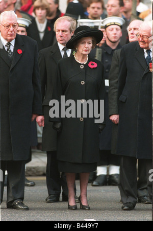 Margaret Thatcher ehemaliger Premierminister Lord James Callaghan Rev Ian Paisley MP und Peter Lilley MP am Remembrance Sunday Parade Kenotaph Whitehall London 1995 Stockfoto