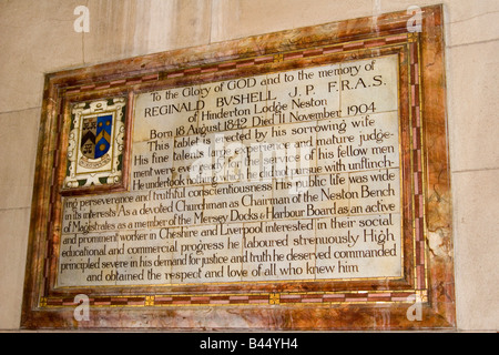 Neston St. Marys St Helens Church, Reginald Bushell Plaque Stockfoto
