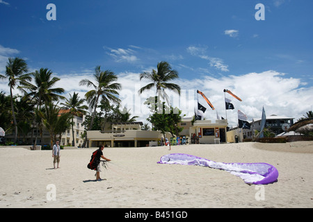 Gleitschirm am Strand Stockfoto