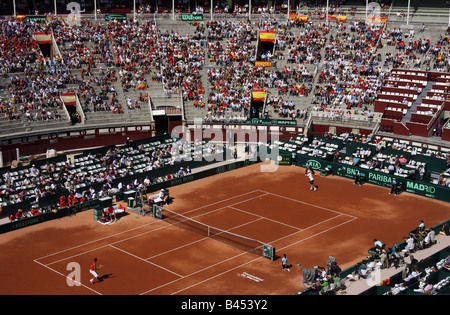 Welt Nr. 1 Tennis Spieler, Spanier Rafael Nadal gegen USA Spieler Sam Querrey im ersten Spiel des Jahres 2008 Davis-Cup-Halbfinale Spiel Stockfoto